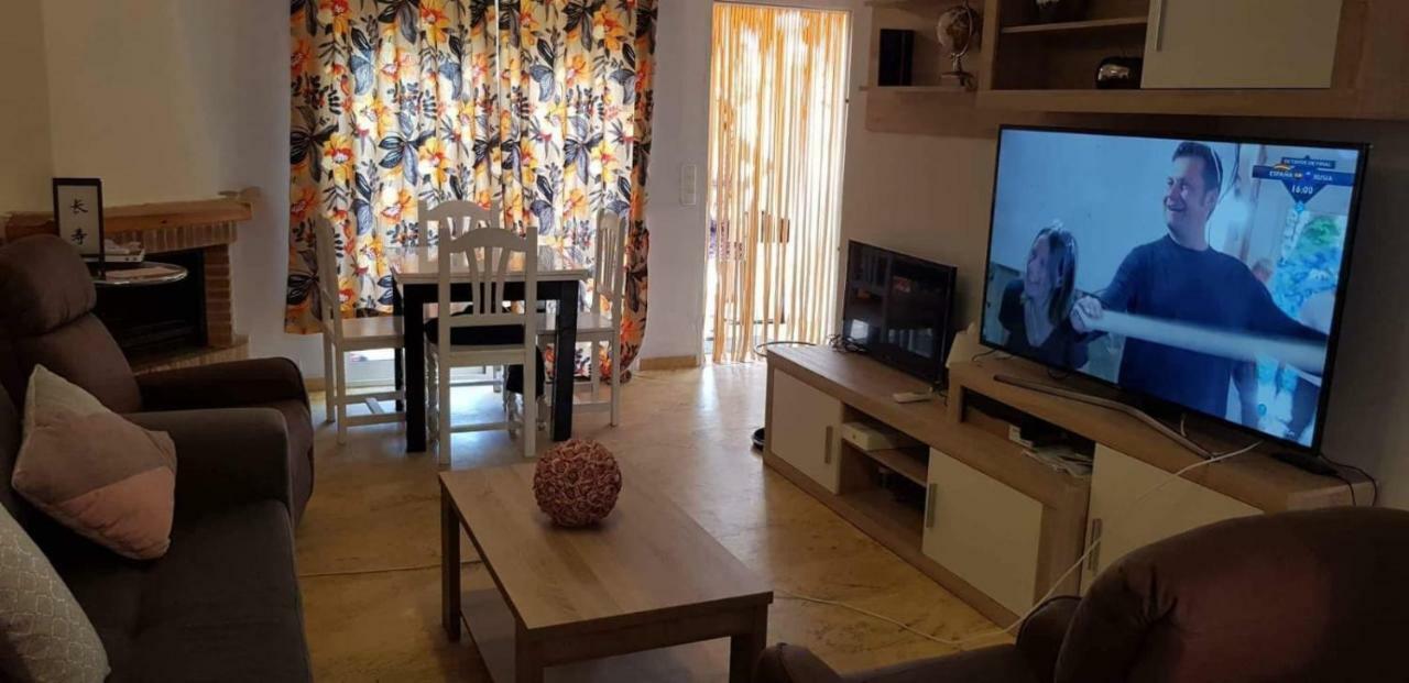 PRECIOSO ADOSADO a 100 METROS DEL MAR en VERA-PLAYA! Las Bombardas Exterior foto